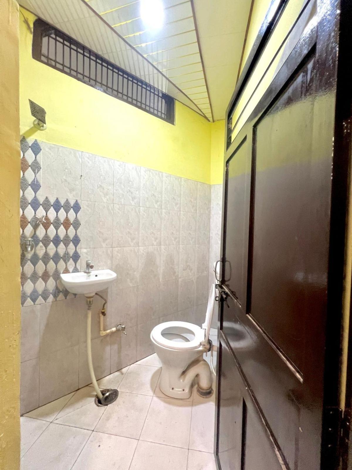 Durga P Guest House Near Harishchandra Ghat Benares Buitenkant foto